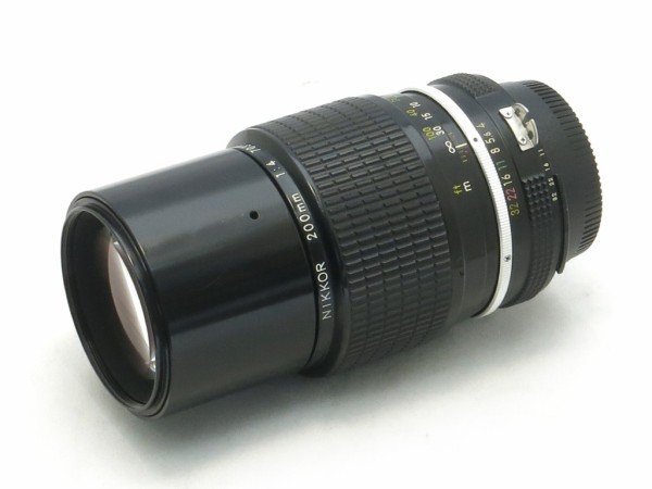 ニコン New Nikkor 200mm F4 （Ai改） : オールドレンズのフォト