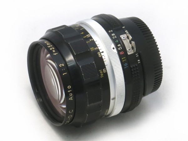 ニコン Auto Nikkor 35mm F2（Ai改） : オールドレンズのフォト
