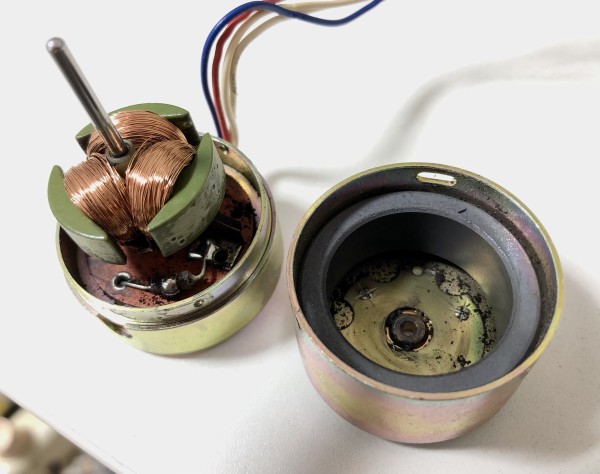 TEAC C-1Mk2 メンテ始末記：その19「キャプスタンモーターの交換と潤滑