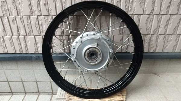 お歳暮 時期 リアホイール交換 : foxyの日常 SR400fiでトコトコ パーツ