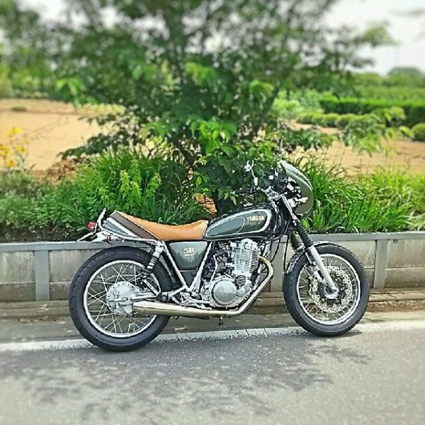 CHUCK BOX製フロントフェンダー SR400fi : foxyの日常 SR400fiで