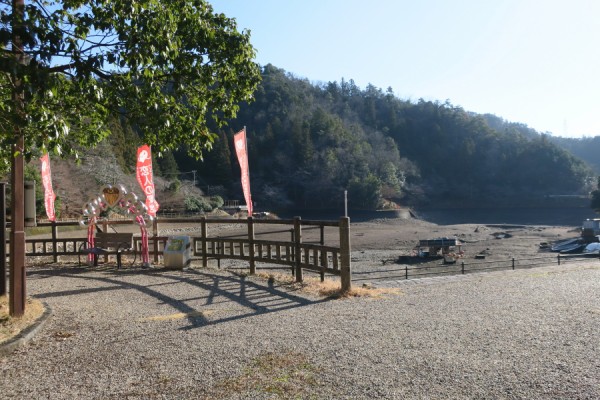 恋人の聖地 伊自良湖 にボッチで行ってみた 岐阜県山県市 やまさんがくる