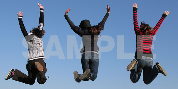 超厳選 無料 ジャンプしている人物写真のフリー素材 思いっきり元気の良いジャンプ姿を集めたよ フリー素材まとめ