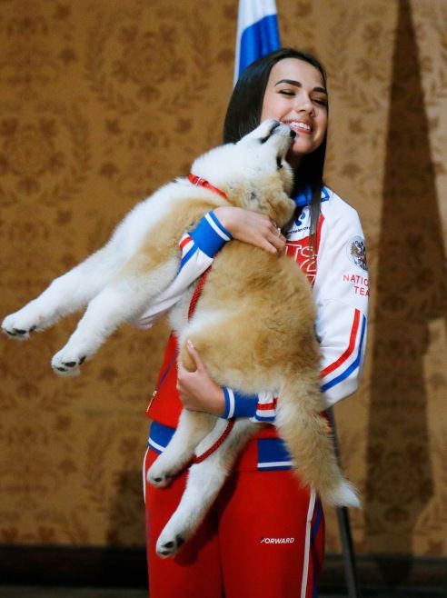 ザキトワのペット】秋田犬マサルがロシアで話題にw スポーツ