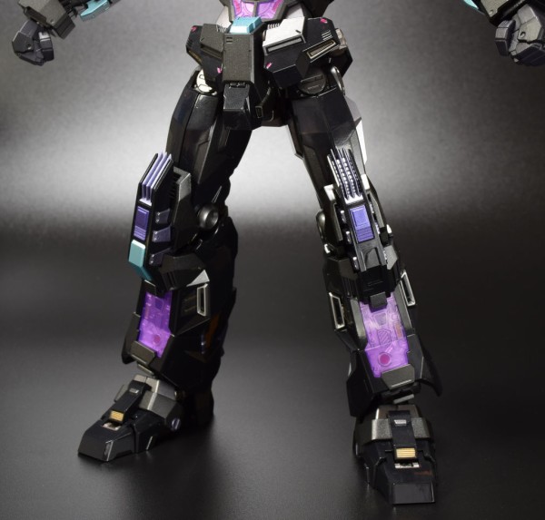FLAMETOYS 鉄機巧 03B.TRANSFORMERS STAR SABER(Black limited