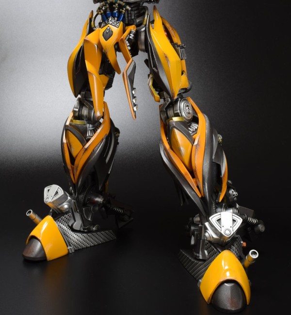 Comicave Studios 1/22 Scale Bumblebee : from.おもちゃ部屋