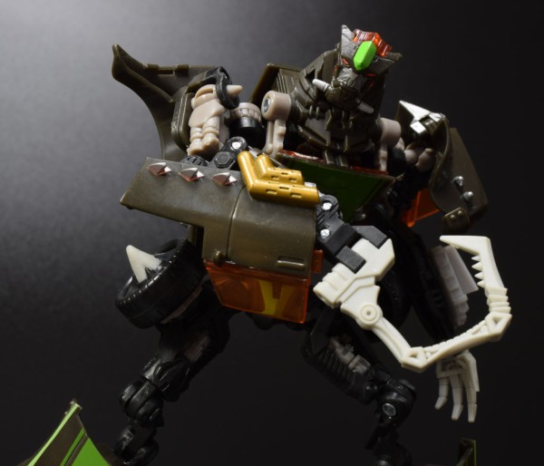 TFリベンジ RD-26 N.E.S.T. ディセプティコンロックダウン : from