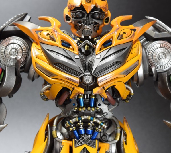 Comicave Studios 1/22 Scale Bumblebee : from.おもちゃ部屋