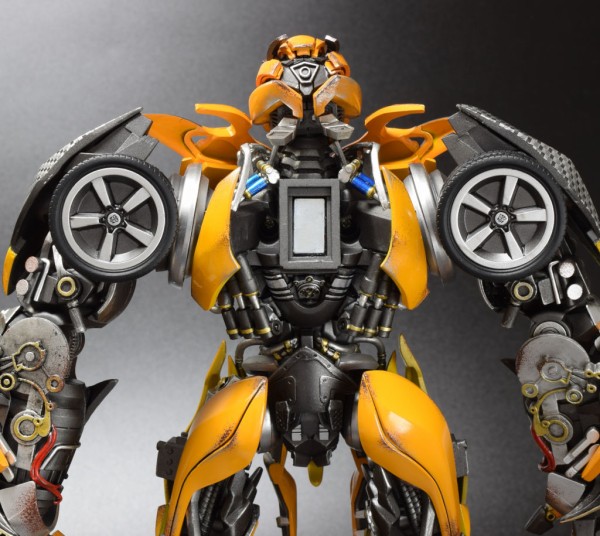 Comicave Studios 1/22 Scale Bumblebee : from.おもちゃ部屋