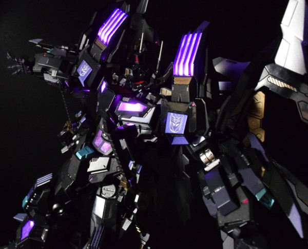 FLAMETOYS 鉄機巧 03B.TRANSFORMERS STAR SABER(Black limited edition