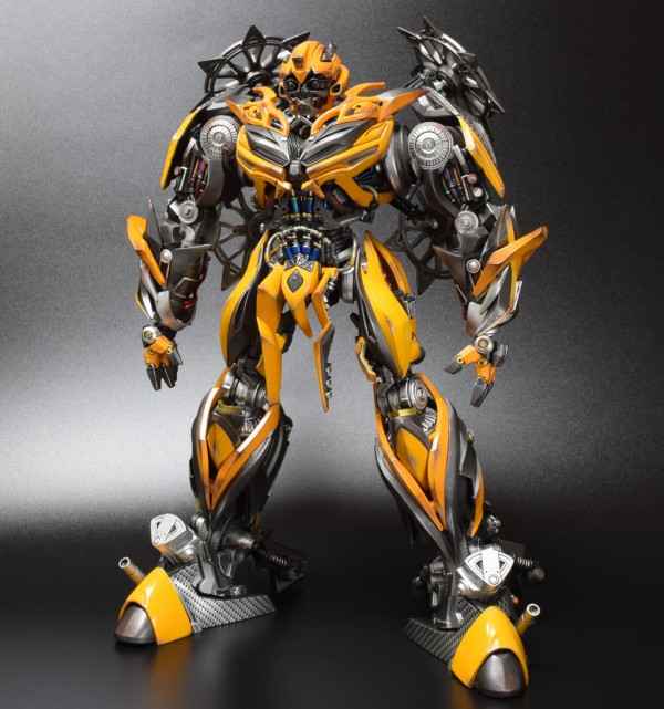 トランスフォーマー バンブルビー Bumblebee フィギュア COMICAVE 塗装済み完成品 合金1／18 ガレージキット
