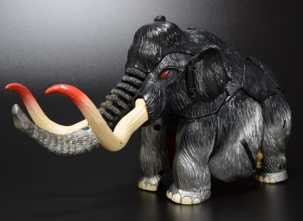ネメシスプライム　ビーストウォーズネオ　トランスフォーマー ユニバース ターゲット/Target限定】 海外版 トランスフォーマー ユニバース