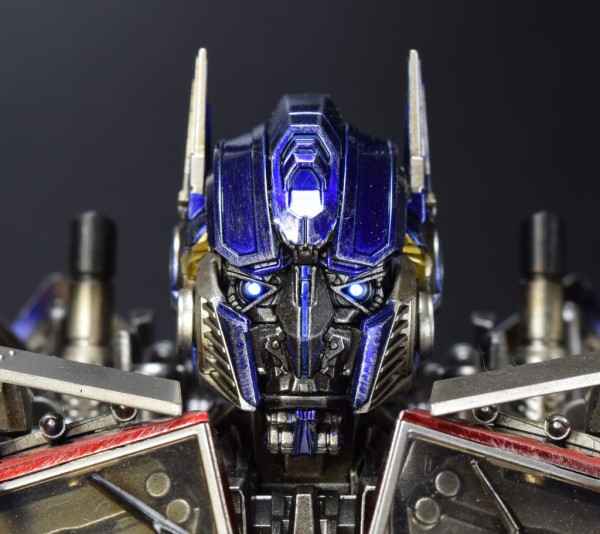 threezero トランスフォーマー/リベンジ DLX オプティマス