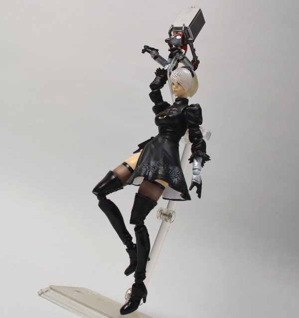 BRING ARTS NieR：Automata 2B＆機械生命体 : from.おもちゃ部屋