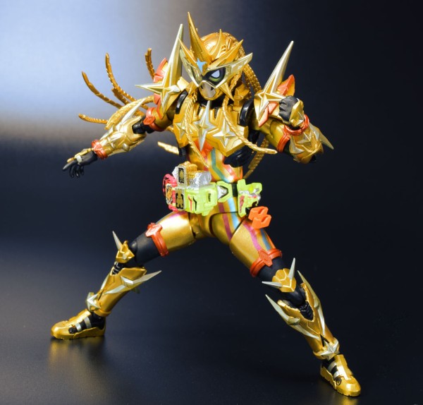 S.H.Figuarts 仮面ライダーエグゼイド ムテキゲーマー : from