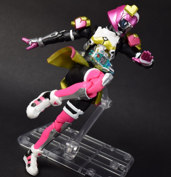 フィギュアーツ　仮面ライダーポッピー　ときめきクライシスゲーマー　レベルX S.H.Figuarts 仮面ライダーポッピー ときめきクライシスゲーマー