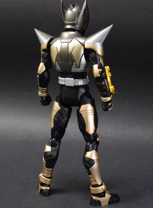 S.H.Figuarts 真骨彫 仮面ライダーパンチホッパー : from