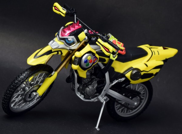 S.H.Figuarts 仮面ライダーレーザー バイクゲーマー レベル2