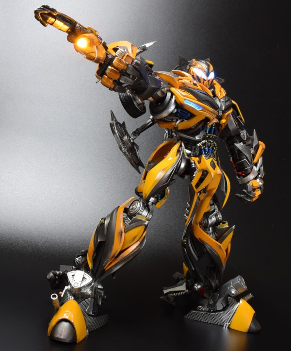 Comicave Studios 1/22 Scale Bumblebee : from.おもちゃ部屋