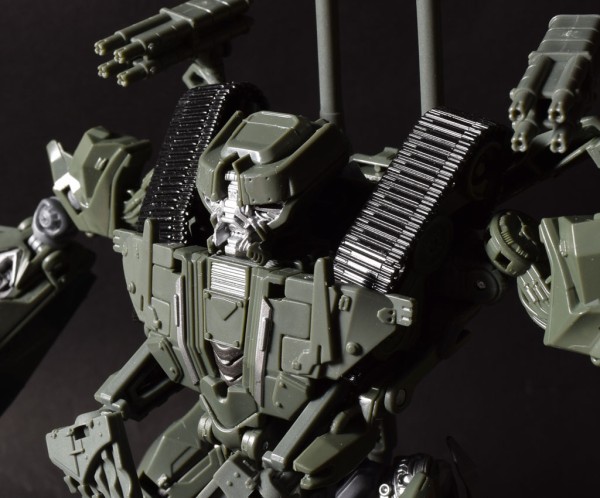TRANSFORMERS スタジオシリーズSS-12　ブロウル Amazon.co.jp: トランスフォーマー SS-12 ブロウル : おもちゃ