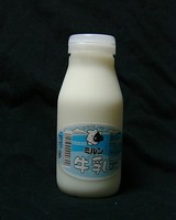 ペットボトル牛乳 今秋にも解禁 愛しの牛乳パック