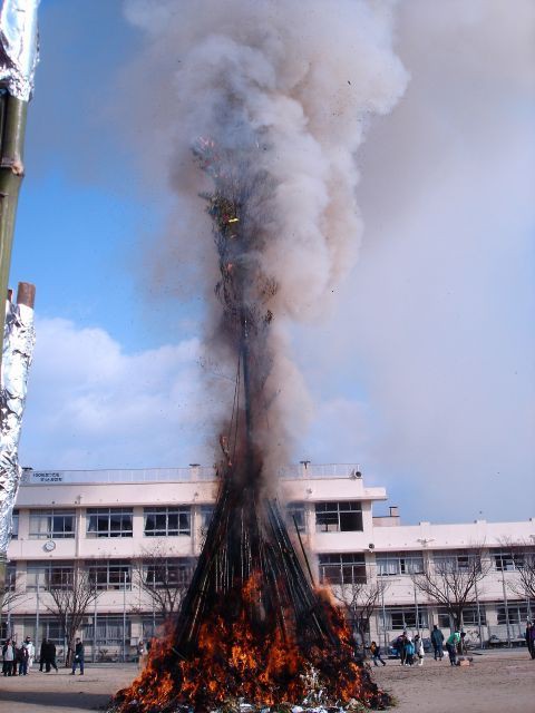 燃やせ燃やせ 真っ赤に燃やせ フガドコ