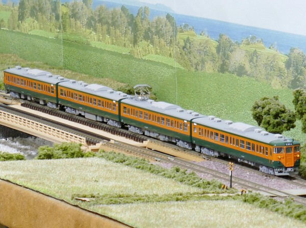 KATO 113系 2000番台 JR東海・T編成 : 鉄道情景草案