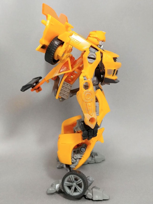 レビュー TF DOTM STREETSIDE BOT BRAWL バンブルビー : ふじの生態