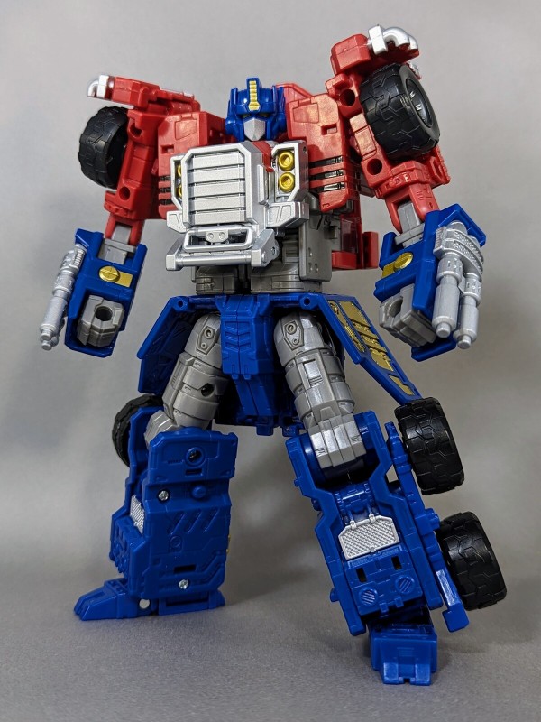 レビュー TF LEGACY EVOLUTION アルマダユニバース オプティマス