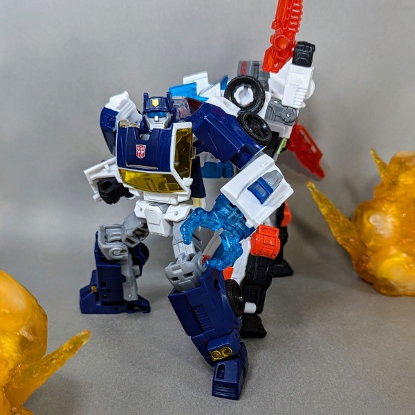 レビュー TF LEGACY UNITED レスキューボッツユニバース オートボット