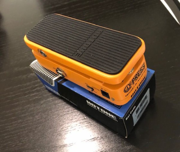 HOTONE Quad Press ボリューム・ワウ・EXPペダル Quad Press（HOTONE） : 四人冗語