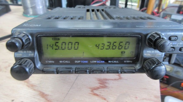 ダイナモアンテナGC-3500M   icom IC-2350 ダイナモアンテナGC-3500M icom IC-2350