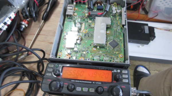 Icom IC-2720×2機、IC-2350×1機