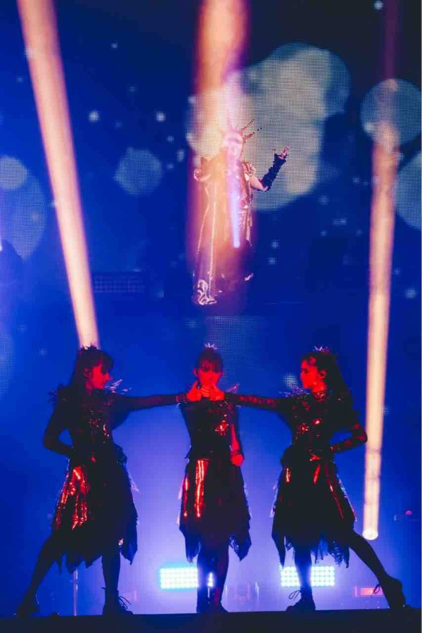 聖飢魔Ⅱ vs BABYMETAL〜悪魔が来たりてベビメタる〜DAY1 遭遇