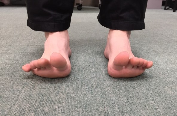 簡単実践 毎日の足指トレーニングで足裏が強くなる ソフトテニス オンライン