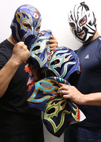 ティタン（CMLL）使用済・試合用マスクが入荷！ : 覆面（FUKUMEN