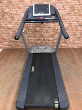 ∴ テクノジム ランニングマシン JOG EXC 700 ルームランナー ジム用 フィットネス 中古 HM Technogym EXC Jog 700 Treadmill LED | Fitness Superstore