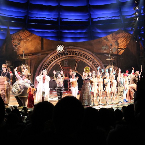 ダイハツ、キュリオス福岡公演。3月26日、11時開場、12時００分開演。楽天チケット、予約番号ｒｔ００００２１２ｊｇ９ シルク・ドゥ・ソレイユ「ダイハツ キュリオス」大阪、名古屋、福岡