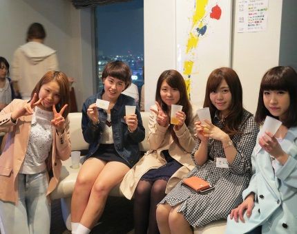 Twitter 女子大生 女子大生記者が行くVol.2】女子大生が使うSNSって？ : Nicheee! [ニッチー！] ｜ テレビリサーチ会社がお届けする情報サイト