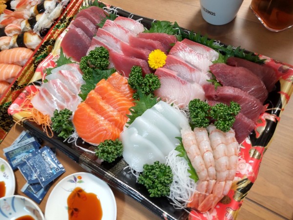 埼玉県 越谷市 ロヂャース 越谷店 お刺身 お寿司が美味しいディスカウントスーパー 大食いグルメなランチ