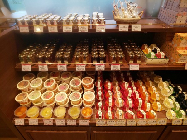 茨城県 土浦市 花水木 手作りバウムクーヘンとこだわりの紅茶 年新店 24 大食いグルメなランチ