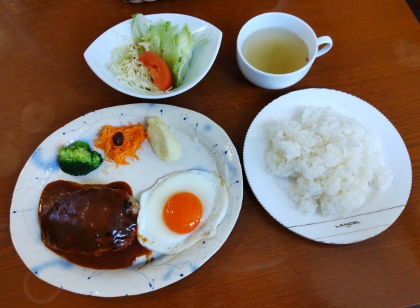 茨城県 取手市 カフェ グラッチェ カフェのハンバーグ定食 大食いグルメなランチ