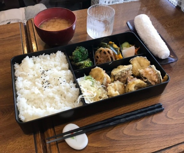 茨城県 龍ヶ崎市 ティールームぶりっじ 超々穴場な喫茶店の日替わりランチ 大食いグルメなランチ 茨城県 龍ヶ崎市 ティールームぶりっじ 超々穴場な喫茶店の日替わりランチ 大食いグルメなランチ