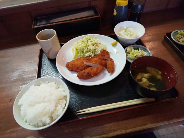 茨城県 土浦市 陣屋 無双 ほぼワンコイン的なランチ １ とても美味しい人気の居酒屋ワンコインです 大食いグルメなランチ