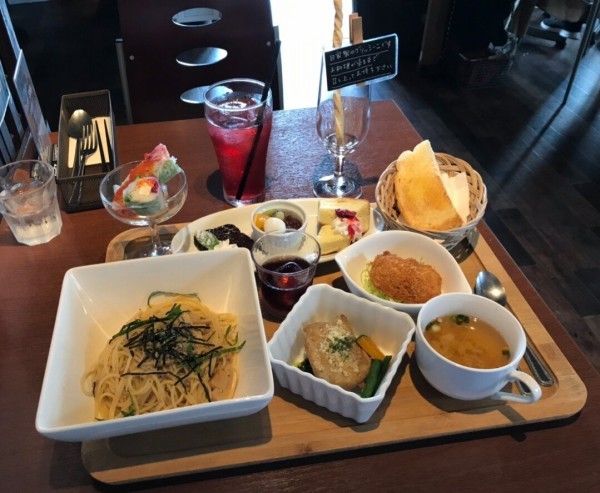 茨城県 龍ヶ崎市 グラーノ 欲張りな 私にピッタリな盛り沢山プレートランチ 大食いグルメなランチ