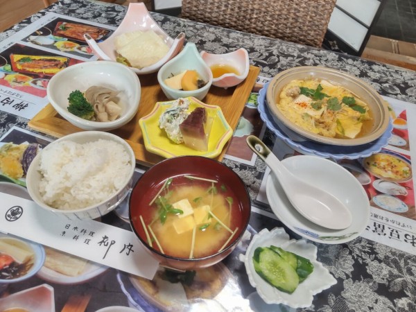 茨城県 つくば市 日本料理 柳内 からだに優しいお豆腐ランチが990円 接待で使うようなお店のお豆腐ランチです 2 大食いグルメなランチ