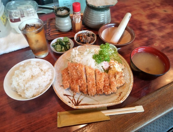 茨城県 取手市 とんくに 取手駅近くのお得なとんかつランチ 大食いグルメなランチ