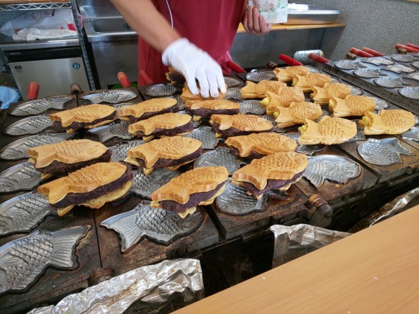 栃木県 真岡市 たい焼 八起屋 あんこもクリームも入れすぎな たい焼きさん ２ 大食いグルメなランチ