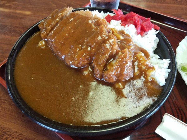 茨城県 稲敷郡阿見町 食事処みやた お蕎麦屋さんの一風変わったカツカレーの大盛り 大食いグルメなランチ