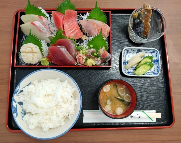 茨城県 小美玉市 小林鮮魚店 鮮魚店さんのお刺身定食は 最高 最強だった 大食いグルメなランチ
